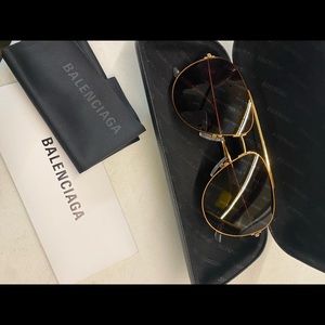 Balenciaga logo sunglasses with case